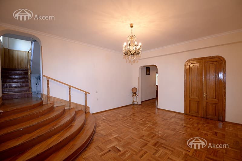 Office · 510 m² · Arabkir