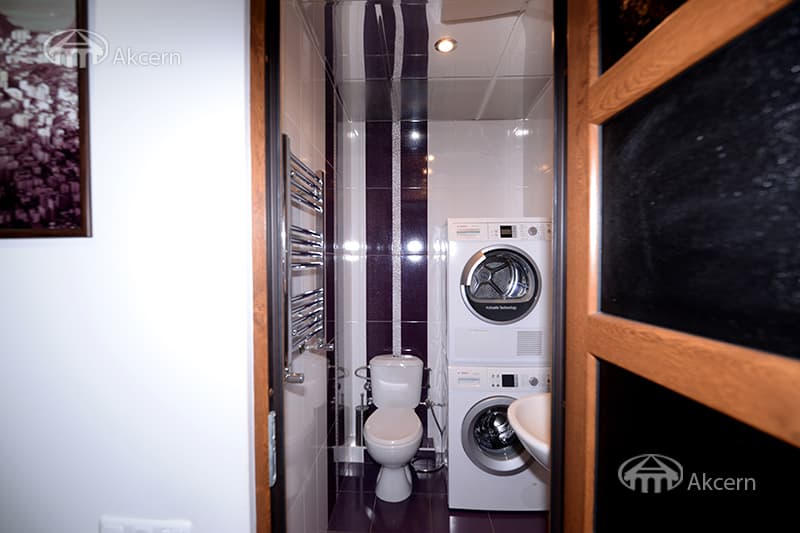 Квартира · 3 комн. · 100 м² · Кентрон