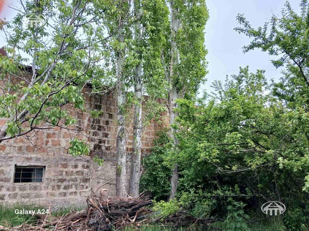 Հողատարածք · 700 մ² · գ. Բազմաղբյուր