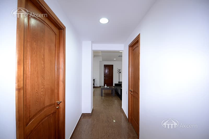 Office · 98 m² · Kentron