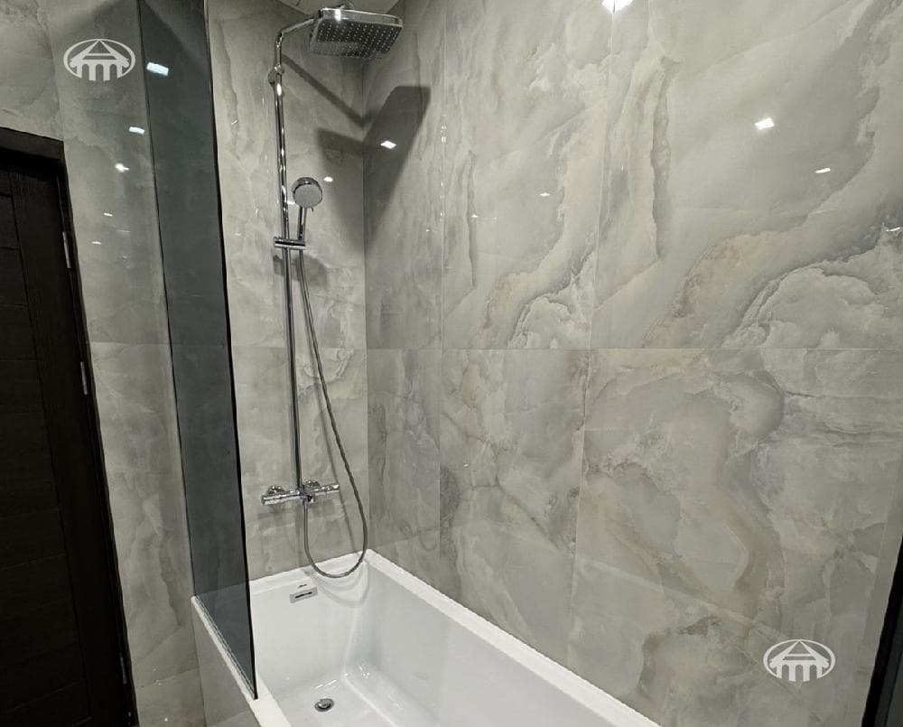 Квартира · 4 комн. · 161 м² · Арабкир