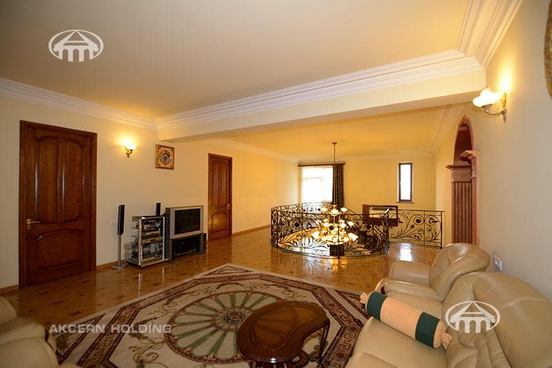 Особняк · 6 комн. · 586 м² · Норк-Мараш
