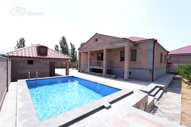 Особняк · 5 комн. · 174 м² · Арарат