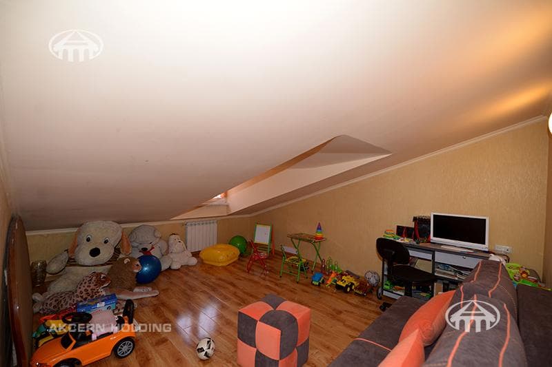 Apartment · 5 rooms · 193 m² · Arabkir