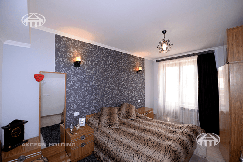 Mansion · 5 rooms · 151 m² · v. Arinj