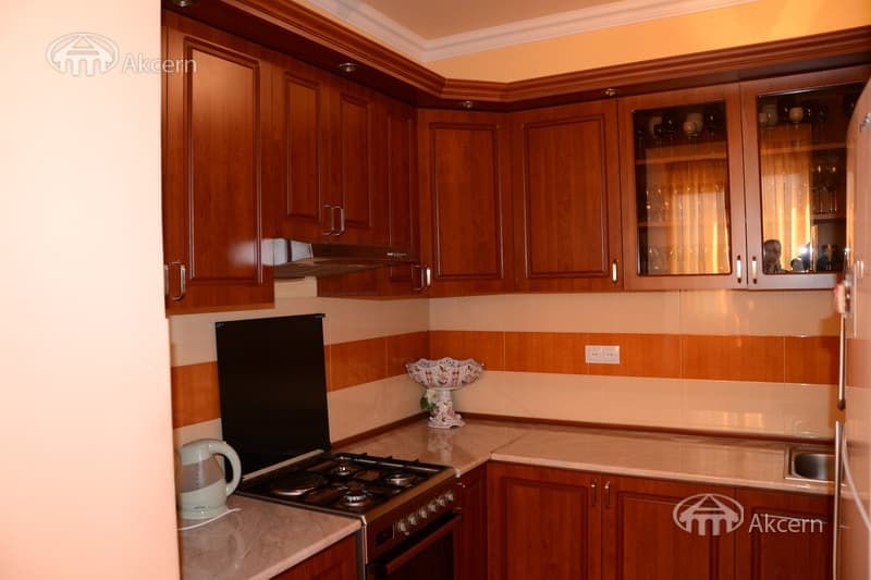 Квартира · 2 комн. · 79 м² · Арабкир