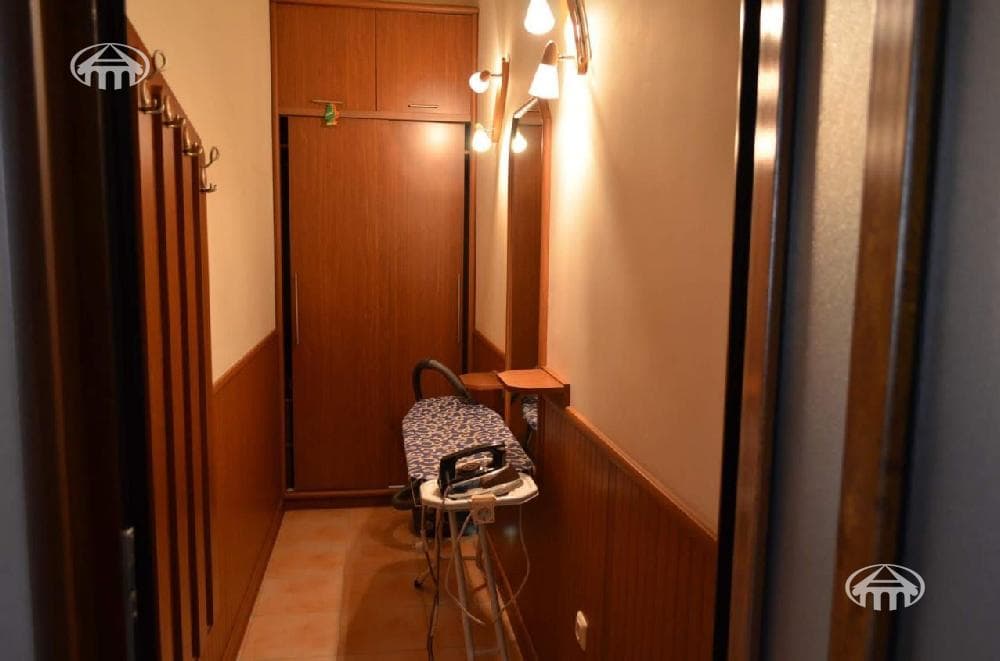 Apartment · 5 rooms · 181 m² · Kentron