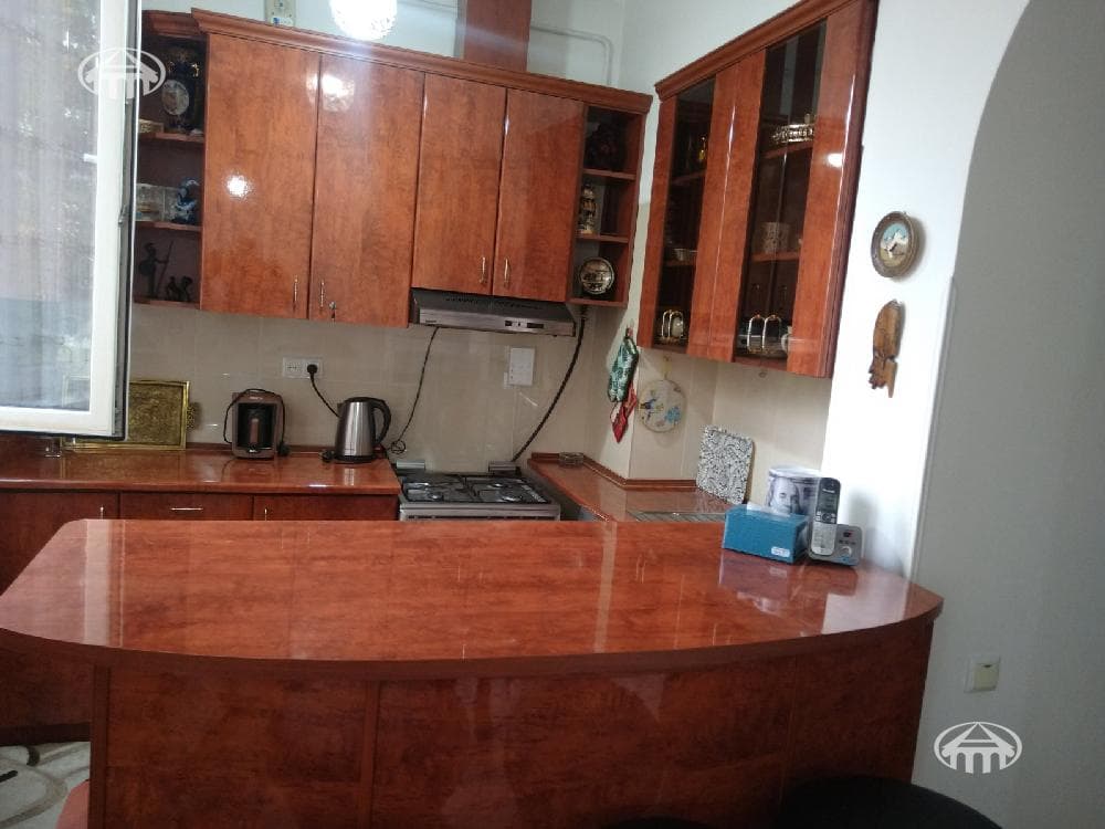 Apartment · 1 rooms · 48 m² · Kentron