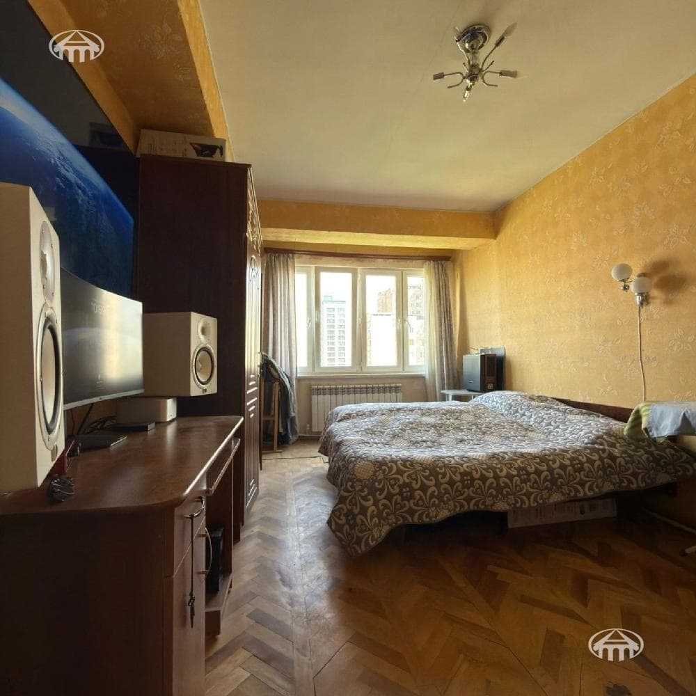 Квартира · 3 комн. · 76 м² · Арабкир — фото 4 из 12