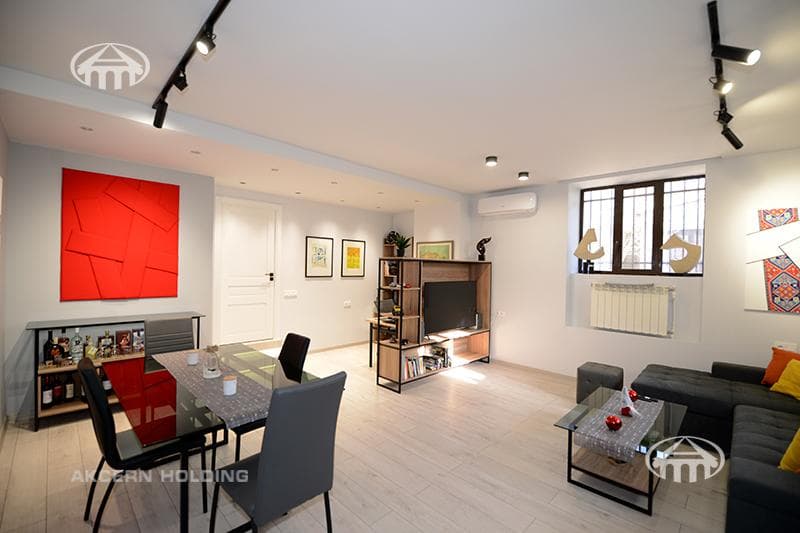 Особняк · 6 комн. · 480 м² · Аджапняк