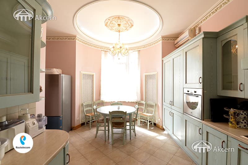 Дом · 8 комн. · 468 м² · Малатия-Себастия