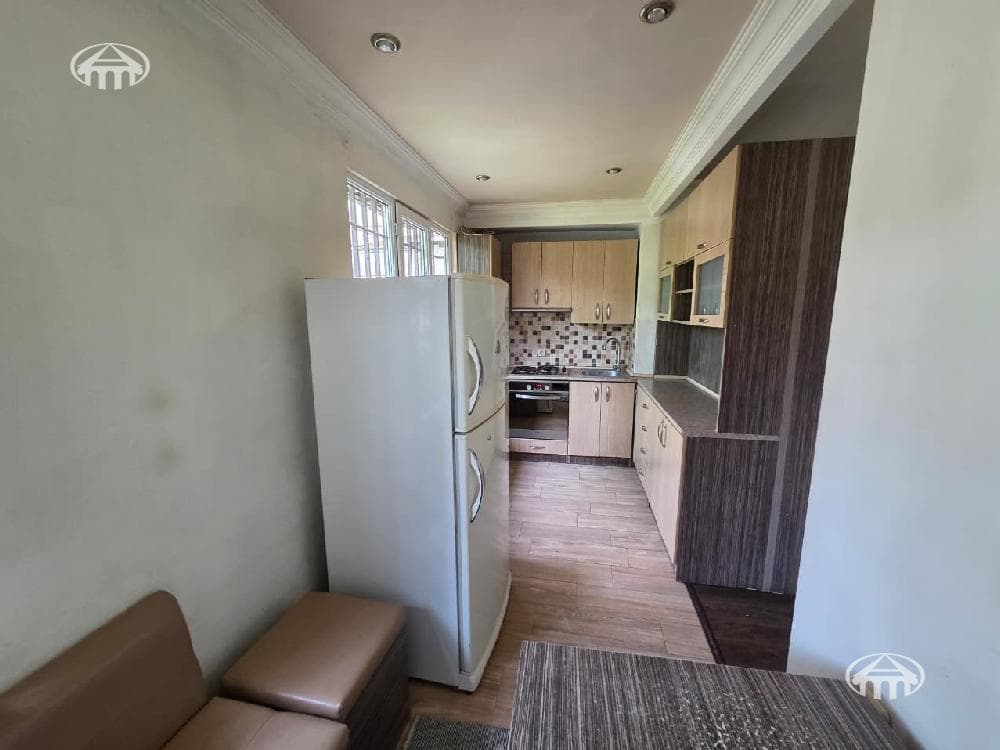 Квартира · 2 комн. · 62 м² · Аван