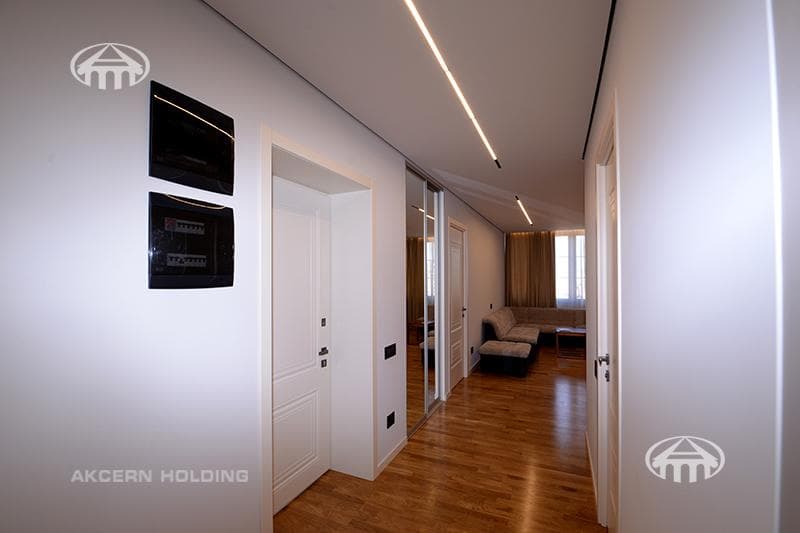 Apartment · 2 rooms · 60 m² · Kentron