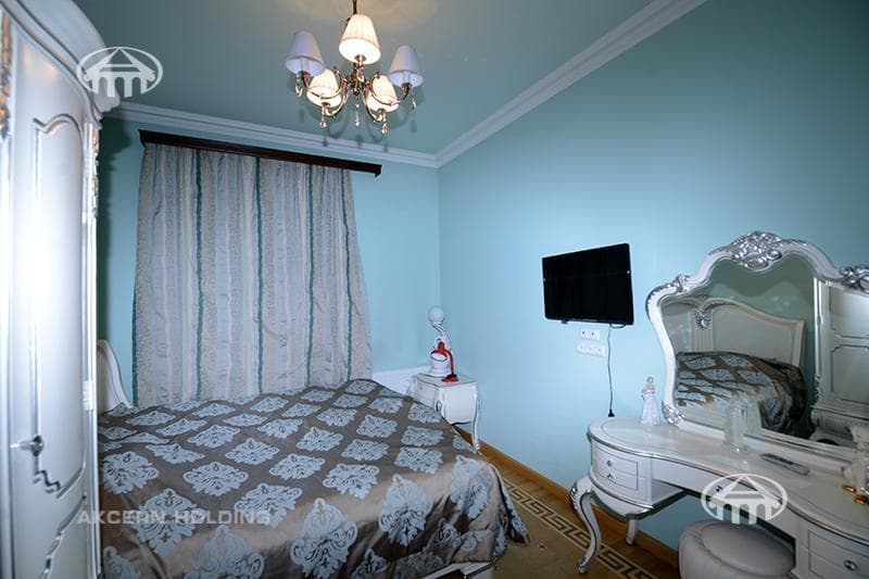 Apartment · 4 rooms · 135 m² · Arabkir