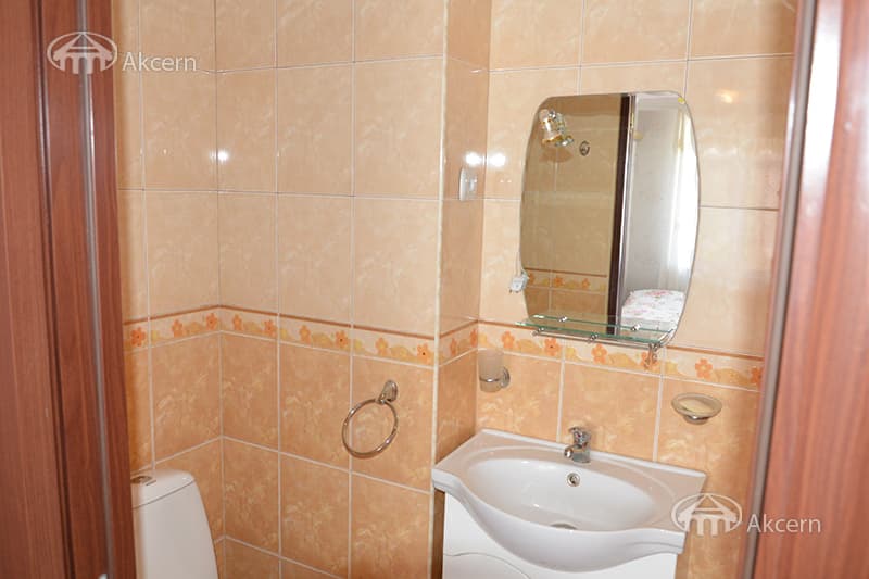 Apartment · 4 rooms · 103 m² · Kentron