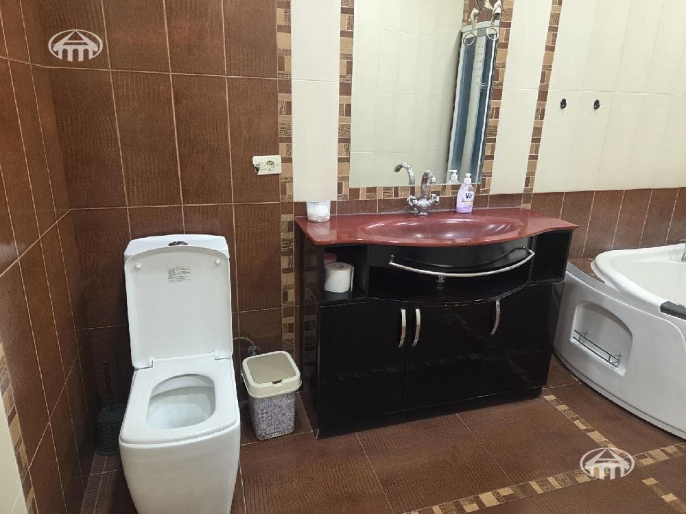 Квартира · 3 комн. · 151 м² · Кентрон