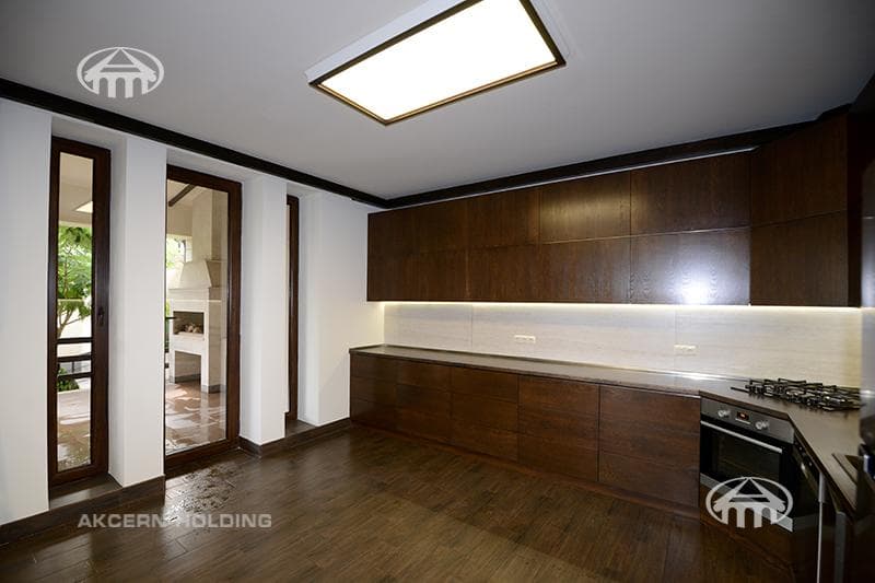 Mansion · 5 rooms · 388 m² · Arabkir