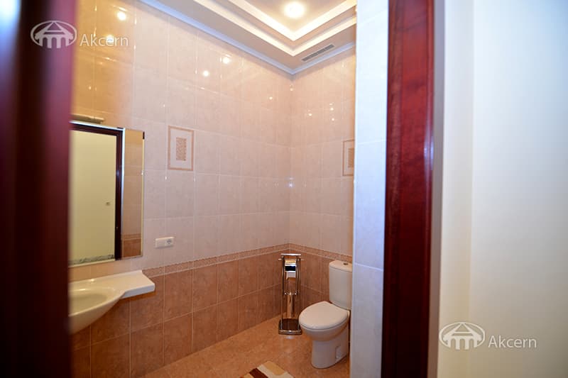 Особняк · 6 комн. · 437 м² · Аван