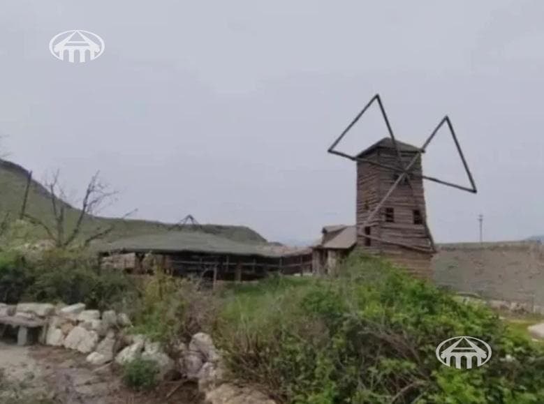 Հյուրանոց · 1500 մ² · Պտղնի