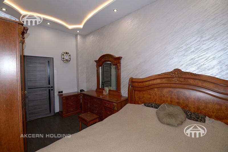Особняк · 5 комн. · 270 м² · Арабкир
