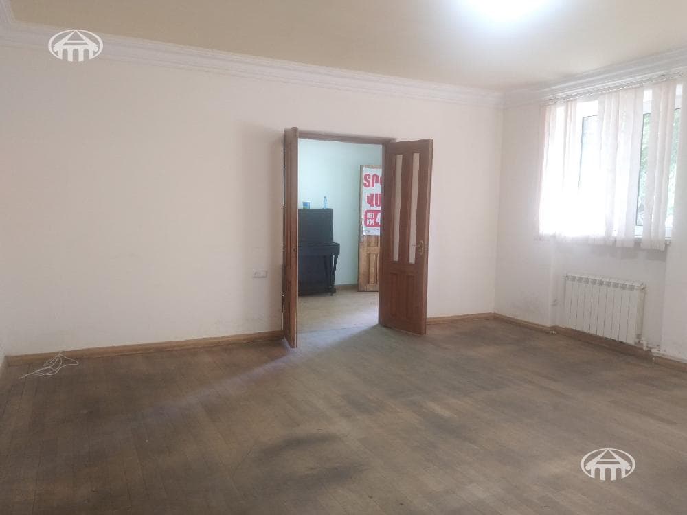 Office · 102 m² · Kanaker-Zeytun