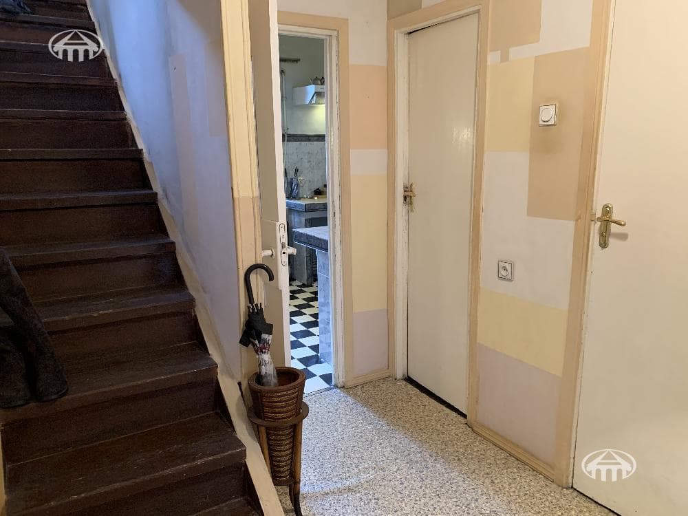 Apartment · 2 rooms · 103 m² · Kentron