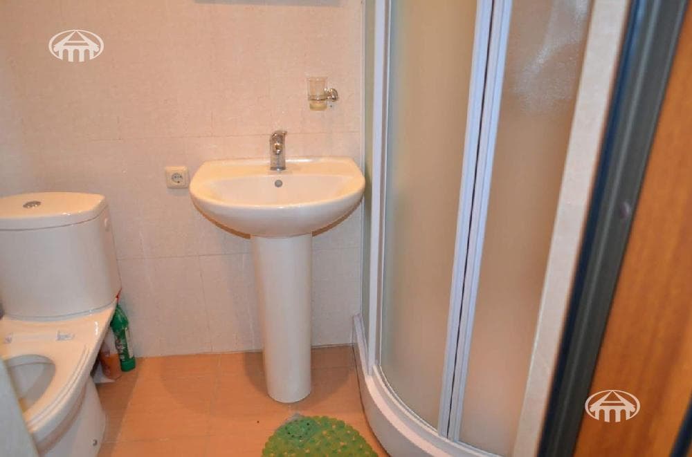 Apartment · 5 rooms · 181 m² · Kentron