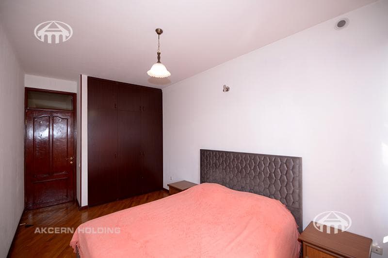 Дом · 6 комн. · 296 м² · Арабкир
