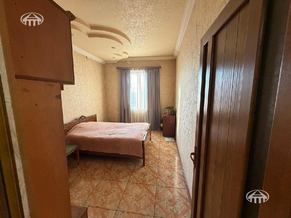 Особняк · 5 комн. · 250 м² · Масис