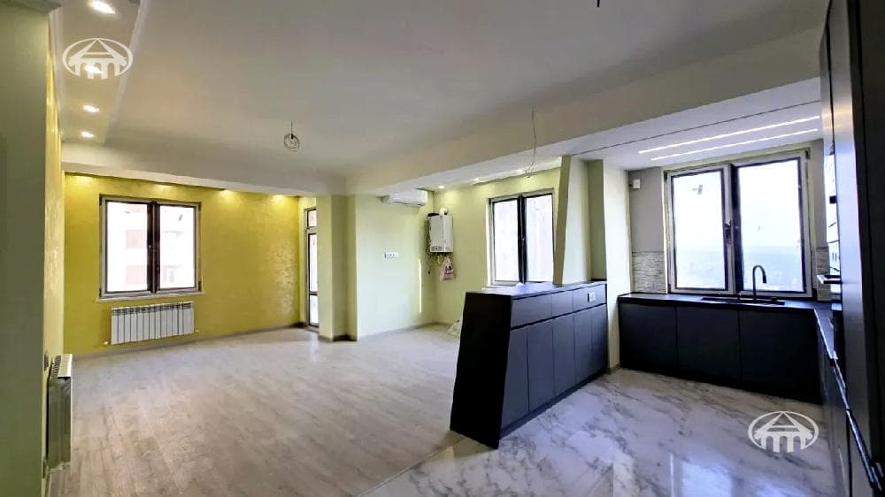 Квартира · 3 комн. · 96 м² · Арабкир