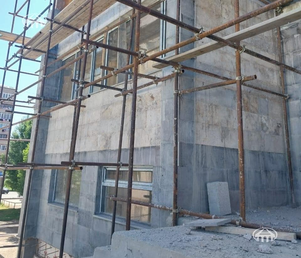 Квартира · 4 комн. · 120 м² · Раздан