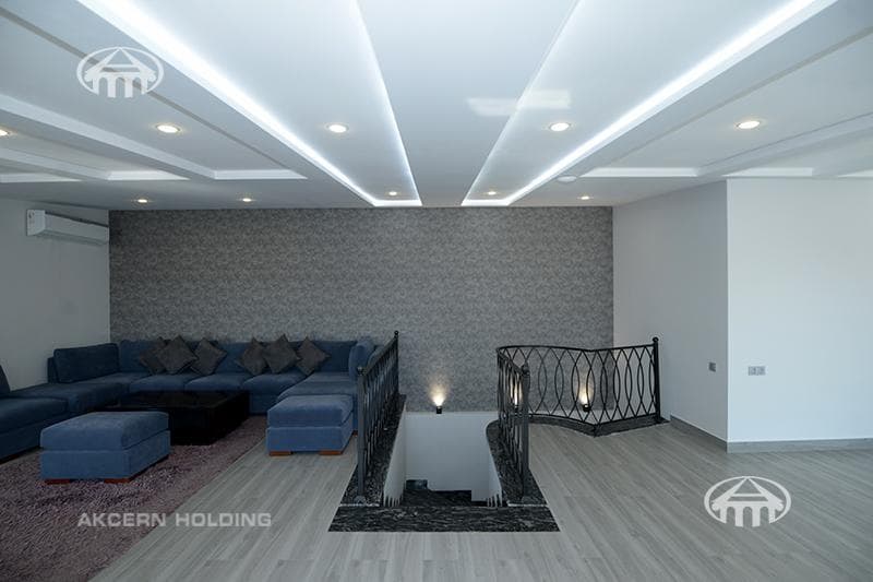 House · 6 rooms · 567 m² · Ajapnyak