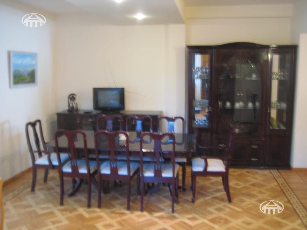 Квартира · 4 комн. · 107 м² · Кентрон — фото 3 из 7