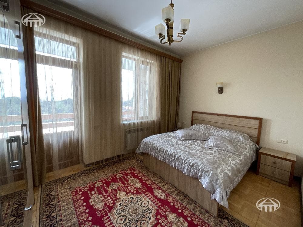 Mansion · 7 rooms · 700 m² · Arabkir