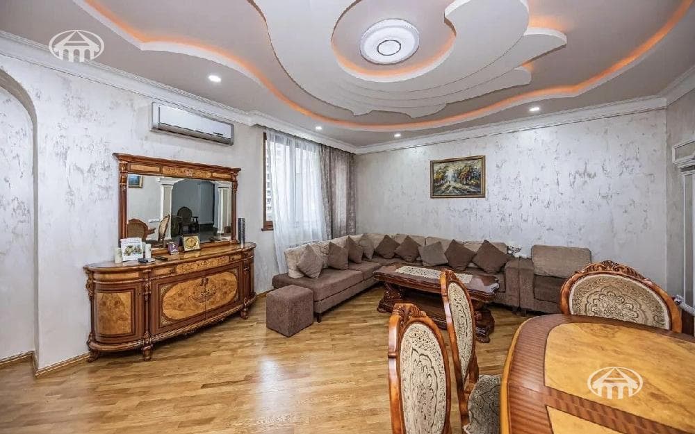 Բնակարան · 4 սեն. · 115 մ² · Կենտրոն