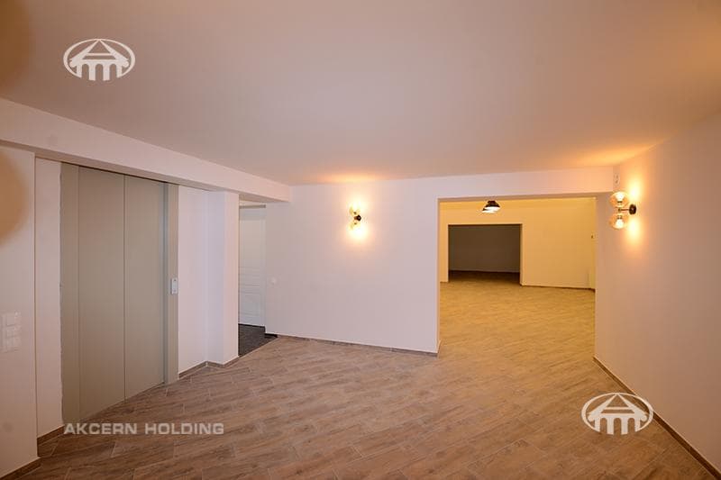 Mansion · 9 rooms · 1,299 m² · Kanaker-Zeytun
