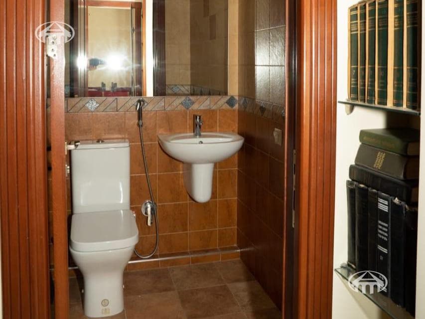 Квартира · 4 комн. · 112 м² · Арабкир