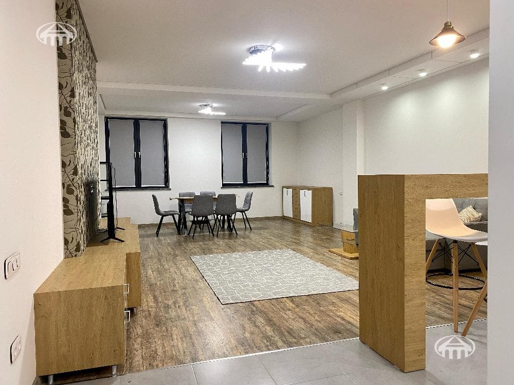 Apartment · 2 rooms · 91 m² · Kentron