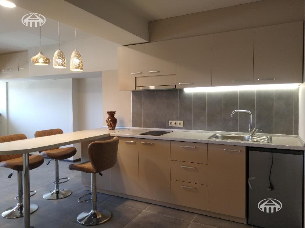 Office · 34 m² · Kentron