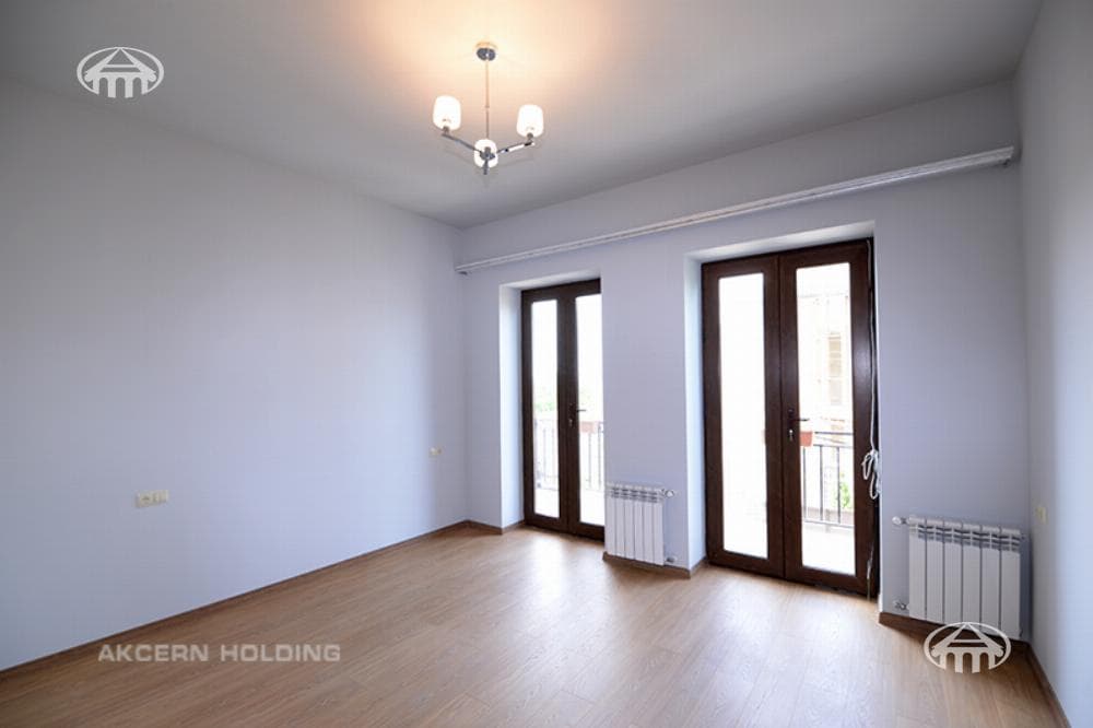 Mansion · 4 rooms · 300 m² · Nork-Marash — photo 17 / 34