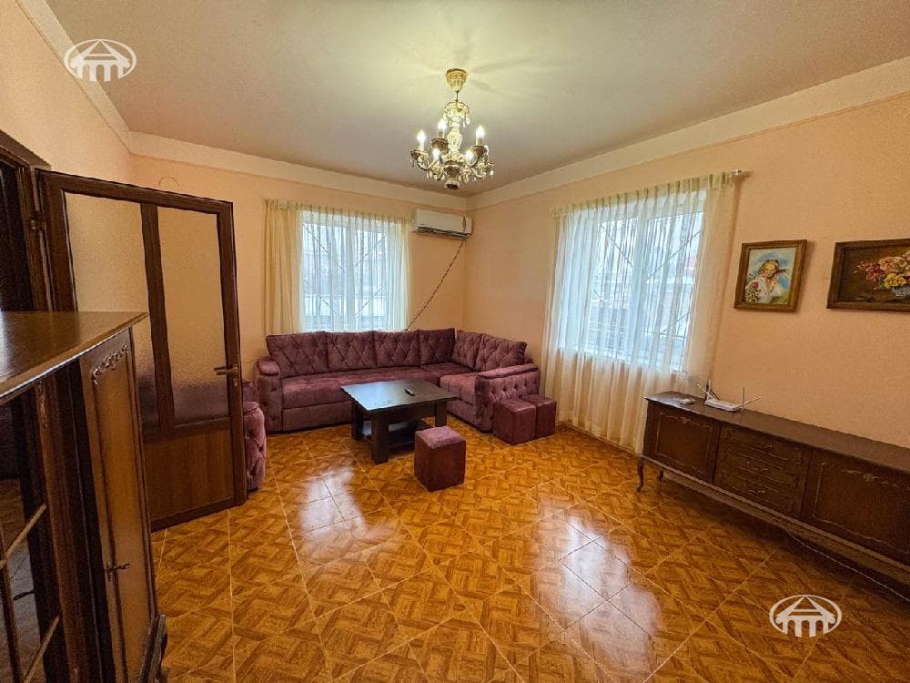 Особняк · 5 комн. · 185 м² · Птгни