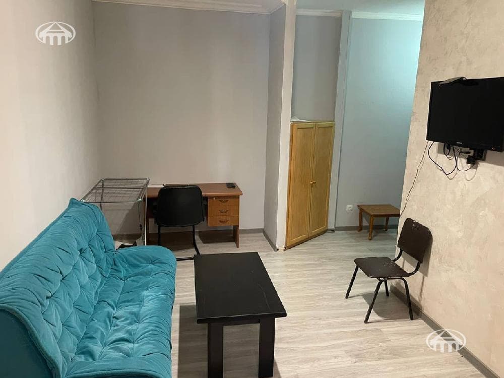 Apartment · 32.5 m² · Kentron