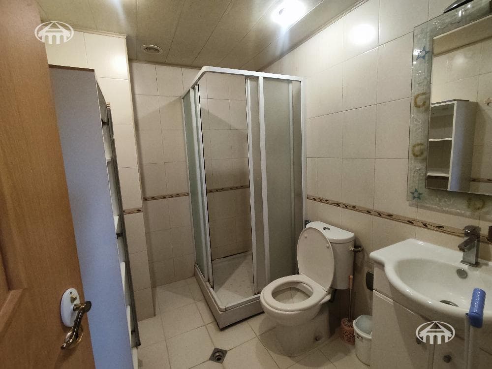 Квартира · 3 комн. · 90 м² · Арабкир
