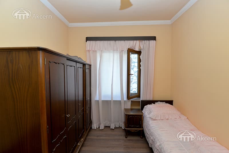 Особняк · 5 комн. · 282 м² · Кентрон