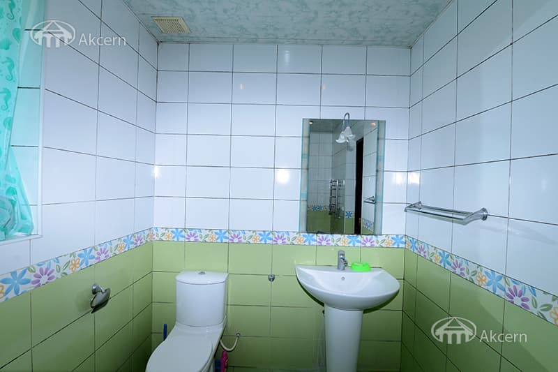 Дом · 5 комн. · 342 м² · Давташен