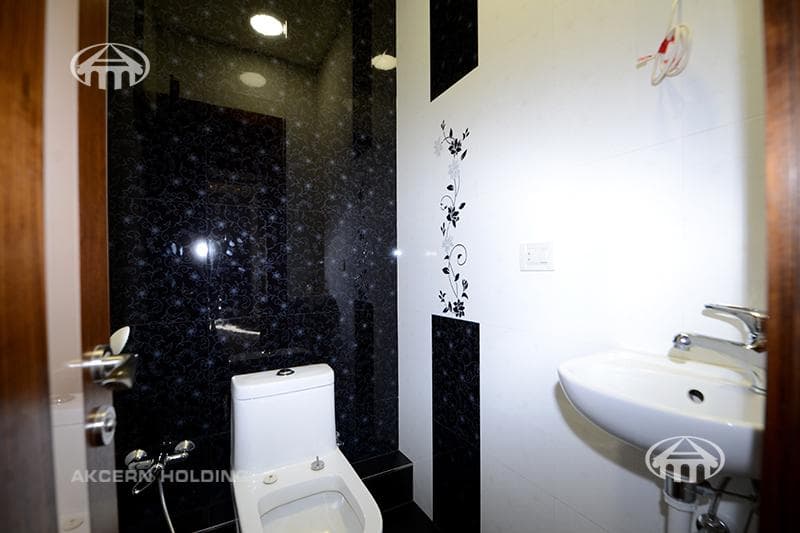Apartment · 3 rooms · 121 m² · Arabkir