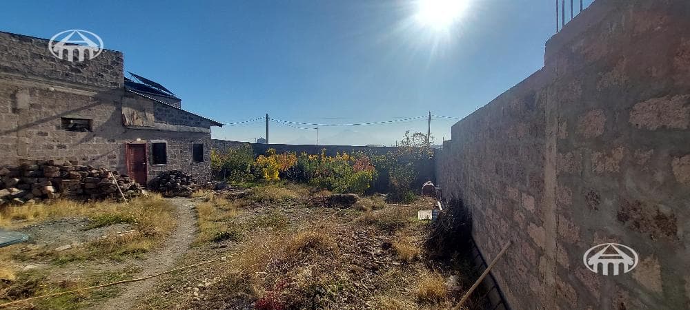 Участок · 503 м² · Зовуни