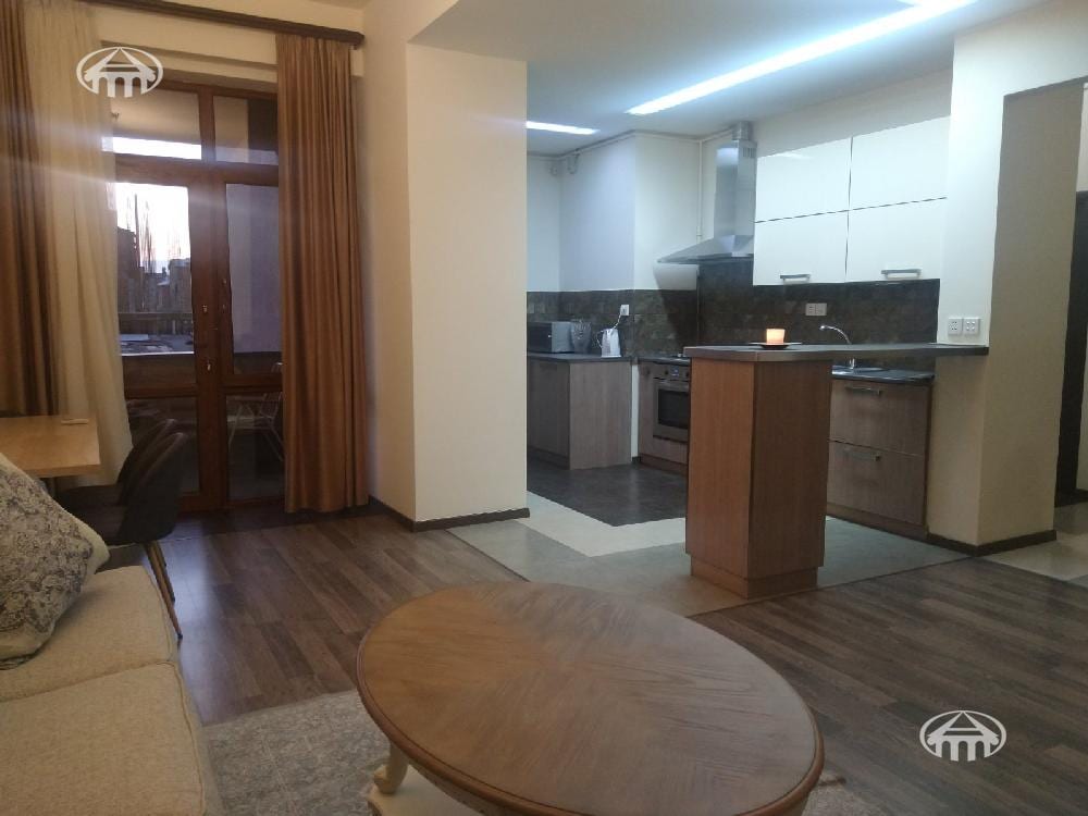 Квартира · 3 комн. · 97 м² · Кентрон