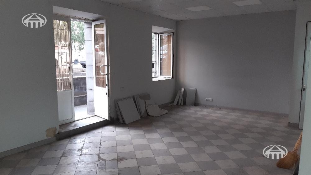 Office · 87 m² · Kentron