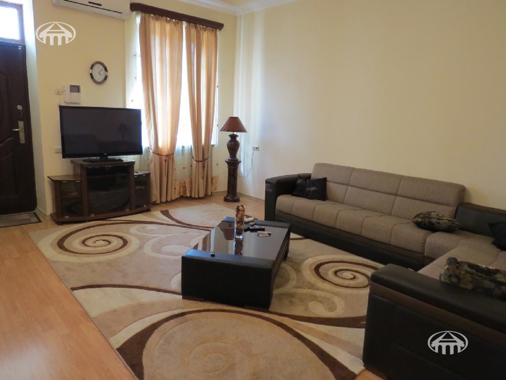 Office · 304 m² · Arabkir